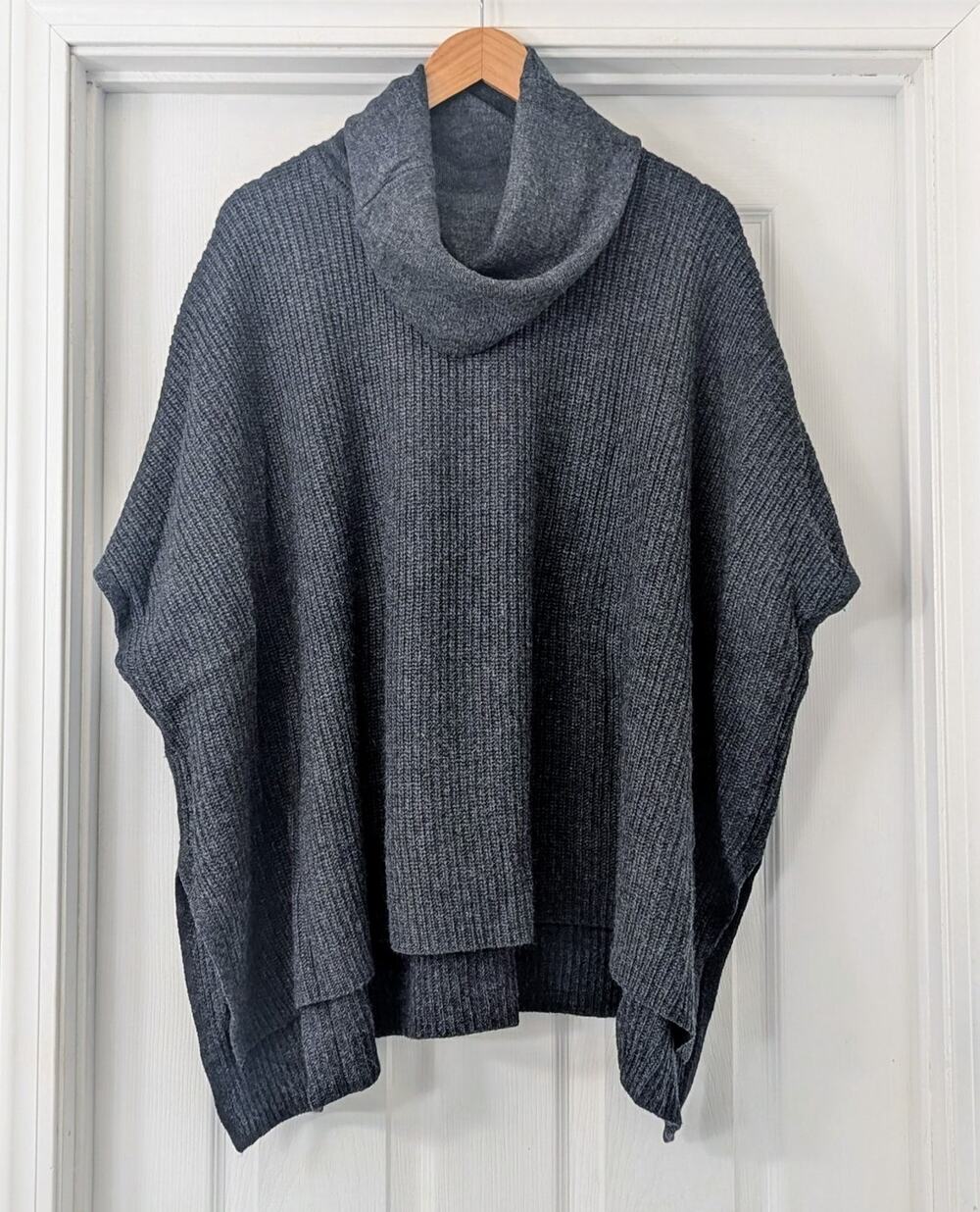Lucky Brand Gray Knit Cowl Neck Poncho One Size